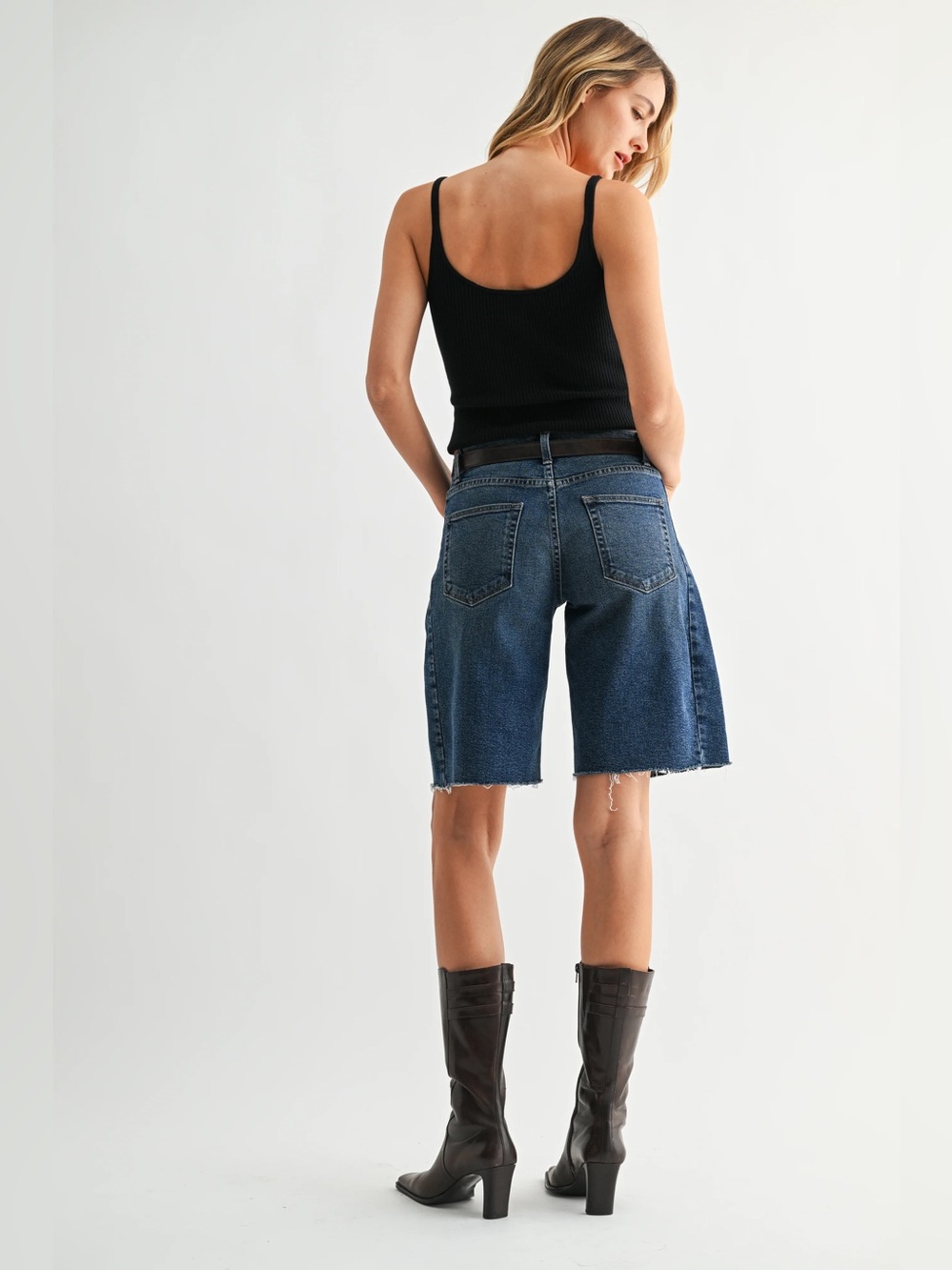 Just Black The Seamed Longer Short NWT XS Dark Denim BH522J Relaxed Elongted - Picture 4 of 16